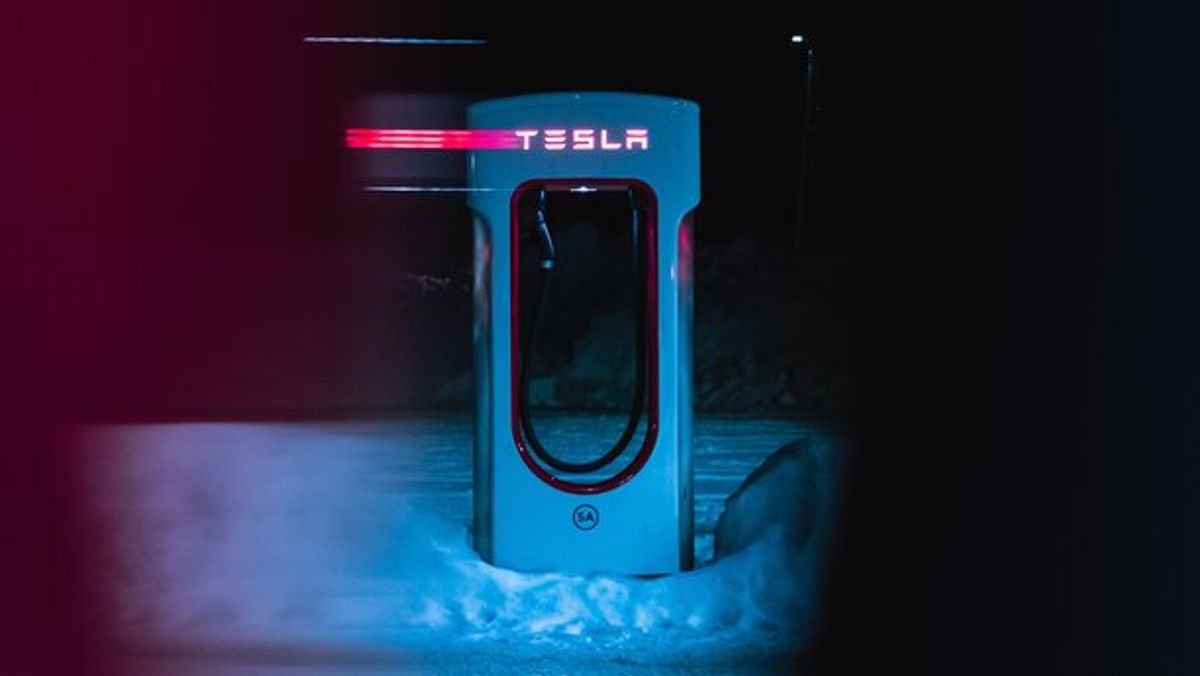 Bild einer Tesla Supercharger Ladestation