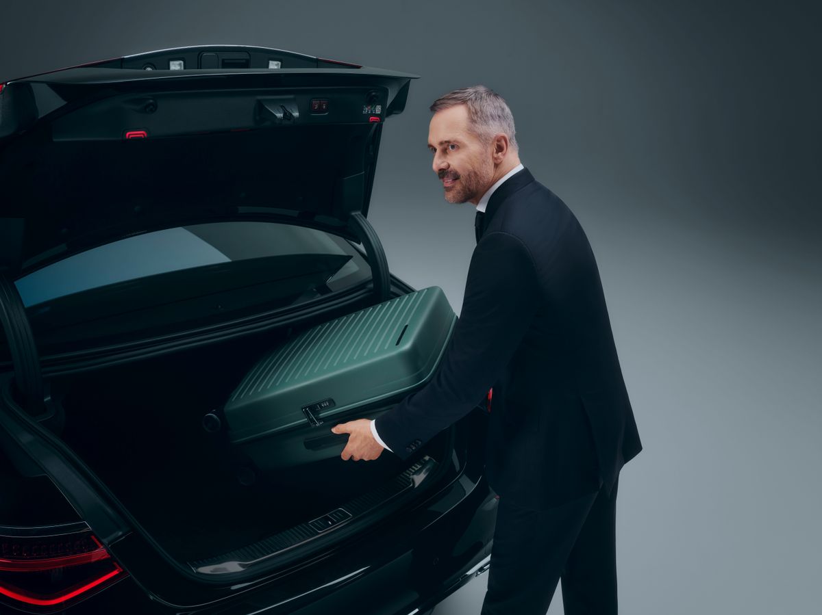 Chauffeur opening the door