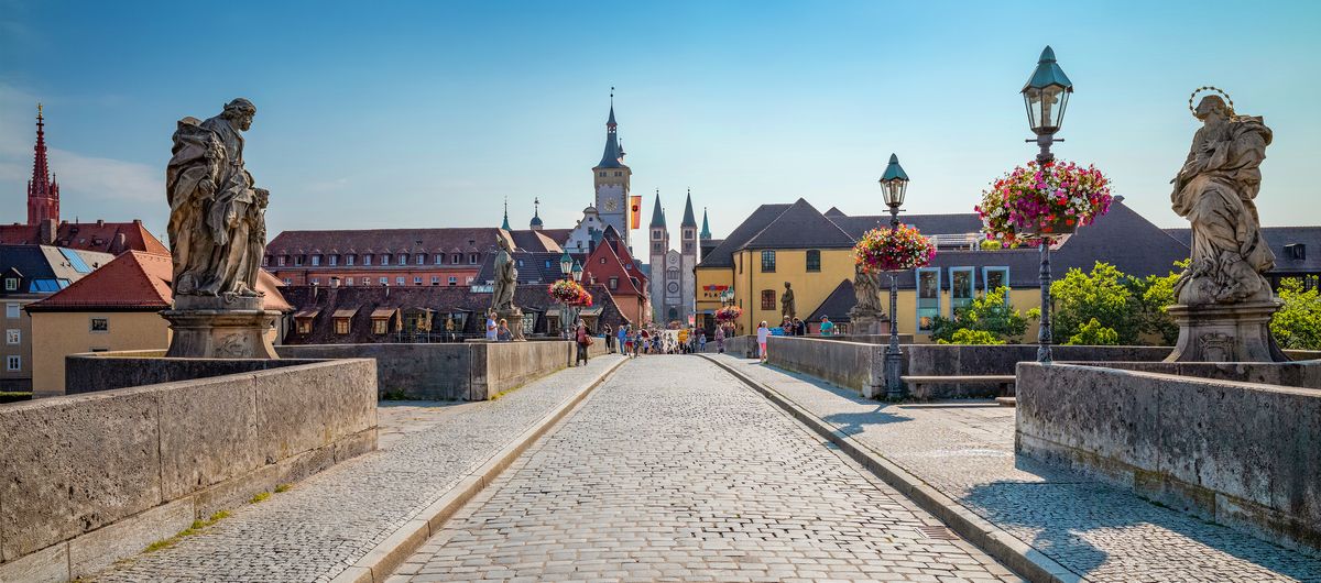 Alte Mainbrücke in Würzburg