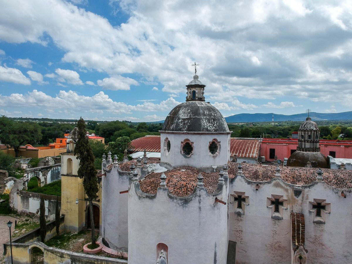Car Rental at Nuevo Laredo Airport SIXT rent a car