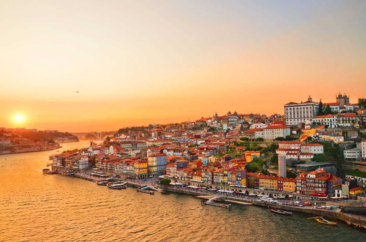 Car Rental at Lisbon Airport - NEXXXT Stock Sunset Porto