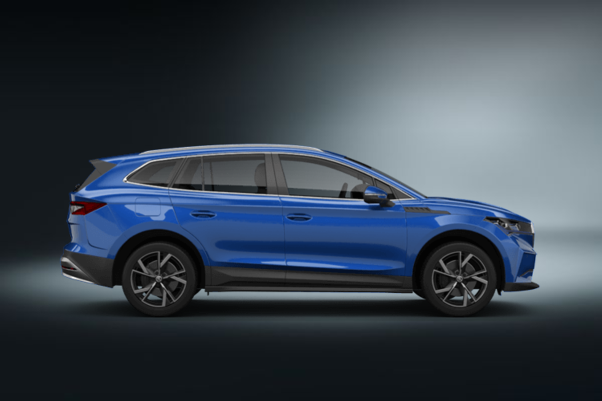 skoda enyaq suv blue 2021