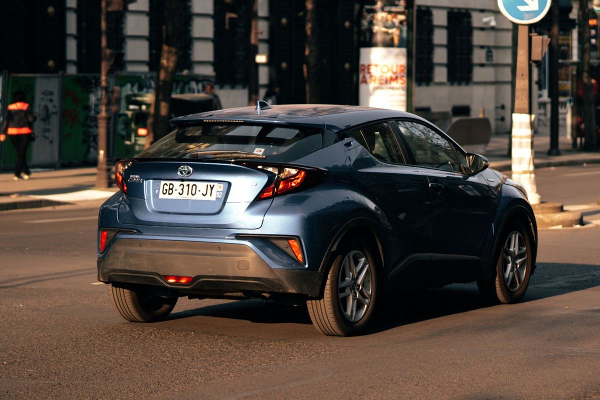 Modelos Toyota disponíveis para aluguer na SIXT em Portugal