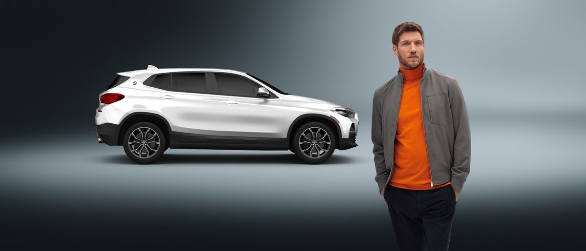 Abbonati a una BMW X2!