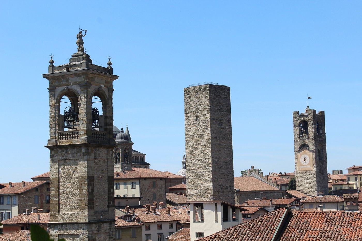 Car Rental at Bergamo Airport | SIXT rent a car