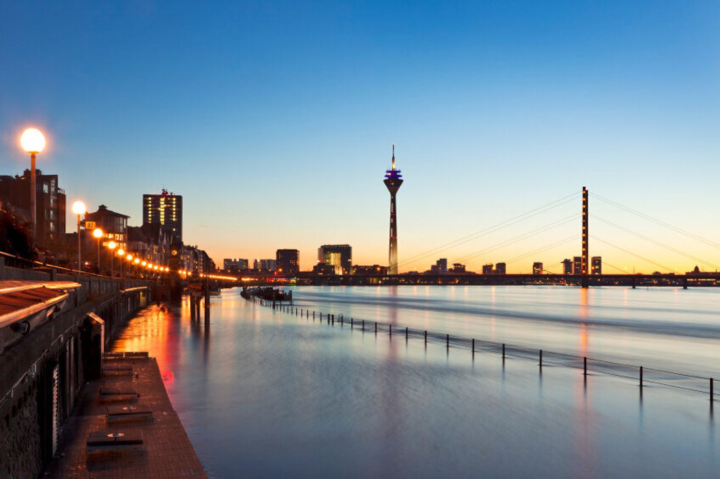 Car Rental Dusseldorf Königsallee From 27 /day SIXT