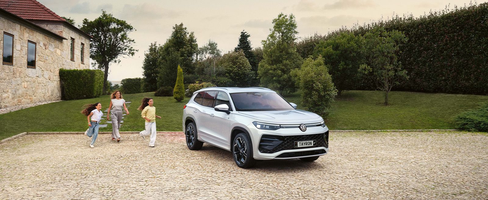 Experience the All New VW Tayron with SIXT