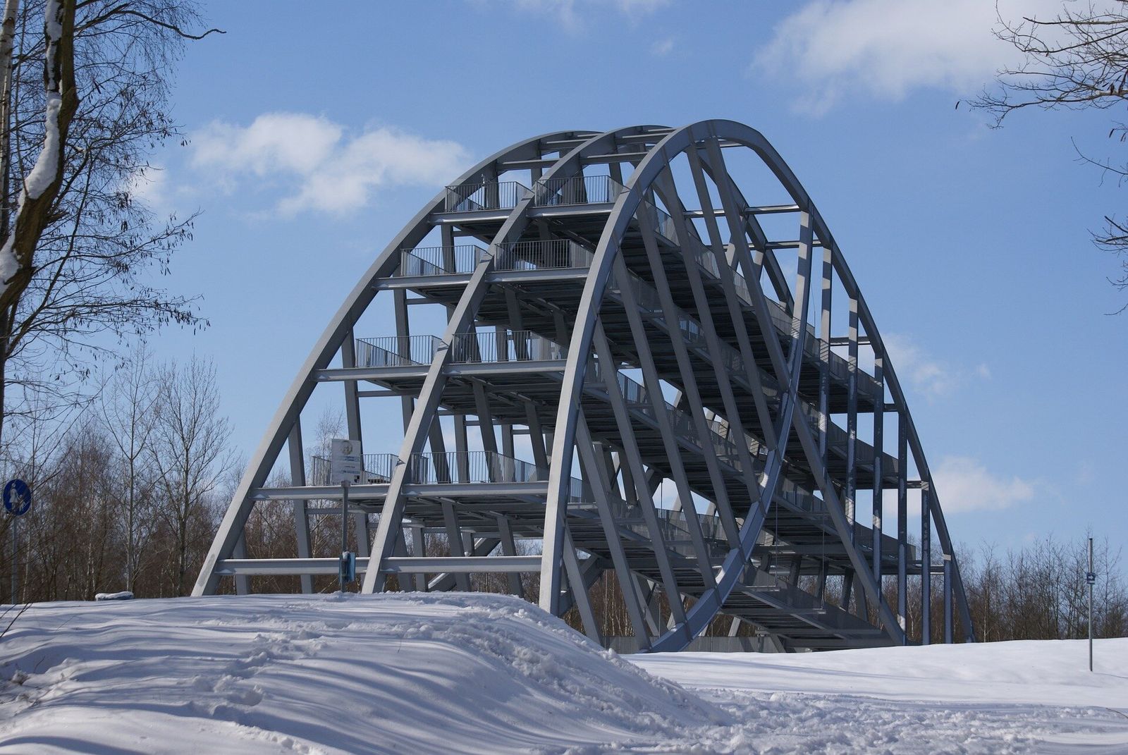 Alquiler de coches en \nBitterfeld