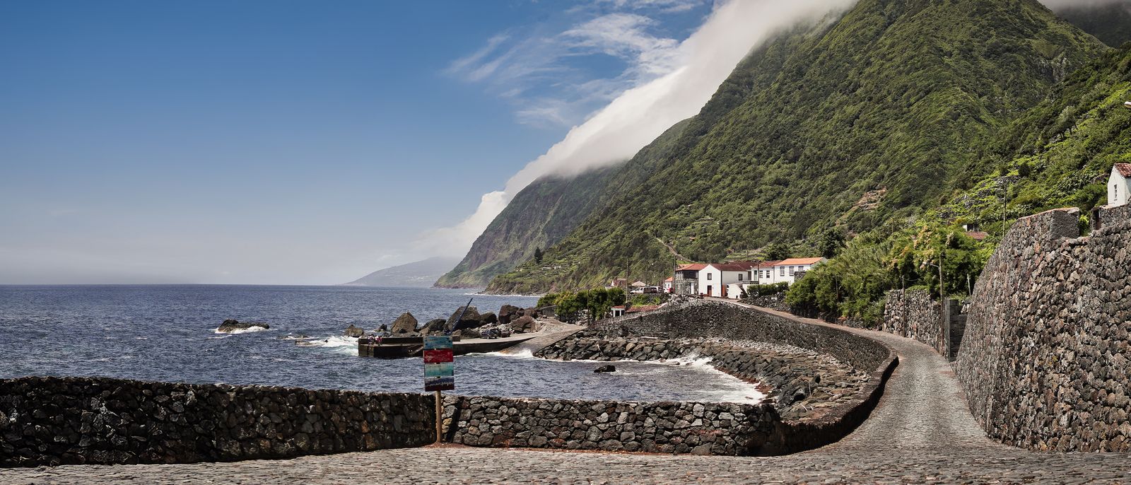 Car rental at Azores Sao Jorge Airport
