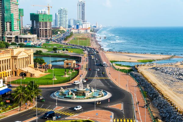 Location de voiture Colombo/Delivery Service chez Sixt
