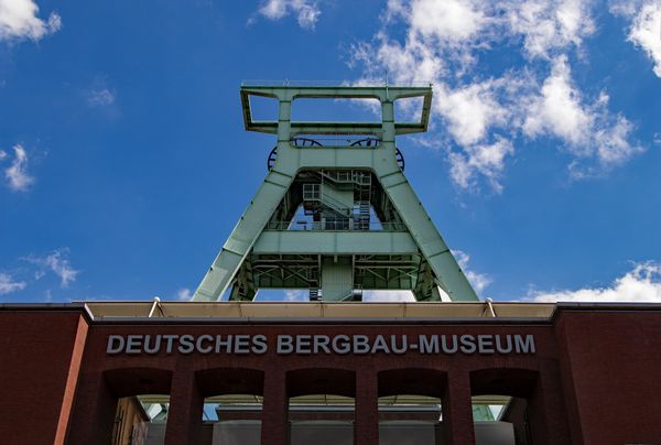 Take advantage of Sixt car rental services in Bochum
