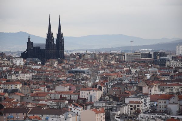 Car rental at Clermont Ferrand