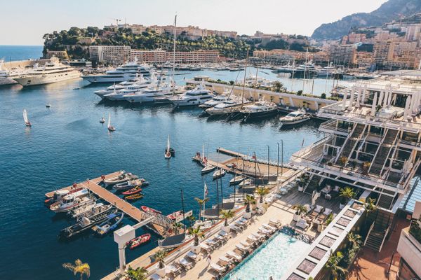 Renting a car at the Toulon-Hyeres Airport (TLN)