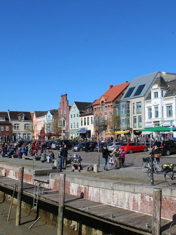 Husum Car Hire | SIXT Car Rental