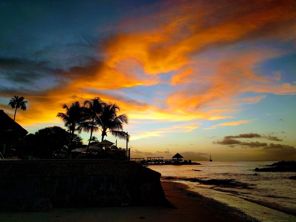 Car Rental in Seychelles/Ephelia Resort - Sixt rent a car