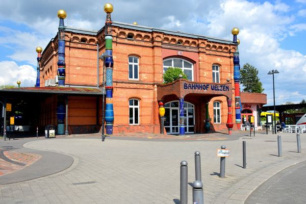 Innenstadt, Oldenstädter See und Co mit einem Mietwagen in Uelzen erkunden