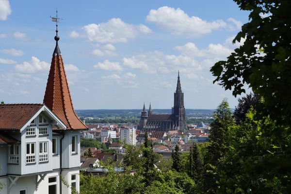 Aproveche nuestras interesantes ofertas de alquiler de coches en Ulm
