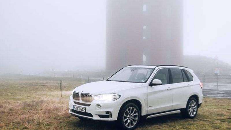 BMW X5 Car Hire | SIXT rent a car