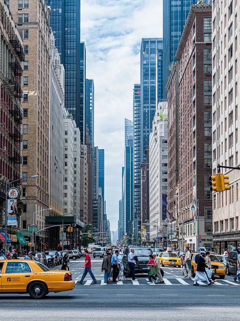 Car Rental New York City Upper East Side | SIXT UAE